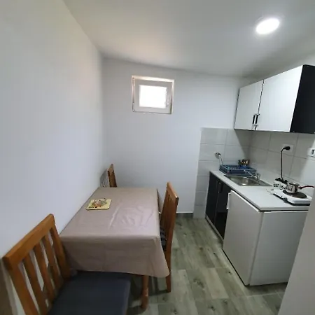 3 Apartment